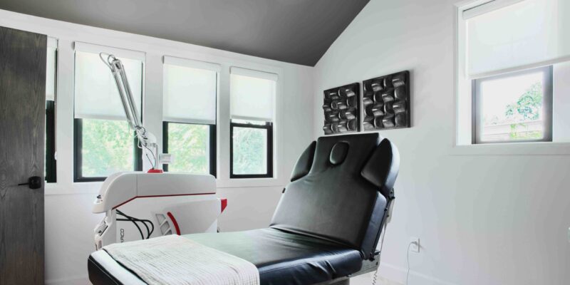 columbus-aesthetic-treatment-room-laser